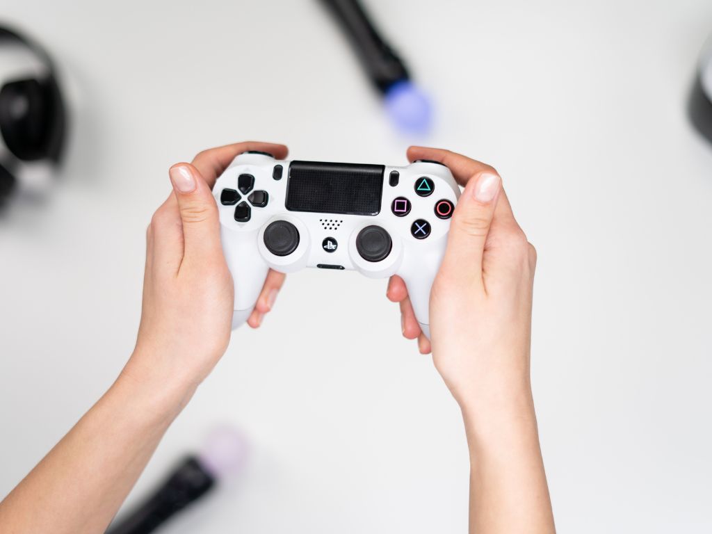 ¿Cómo ajustar la zona muerta de un mando PS5?