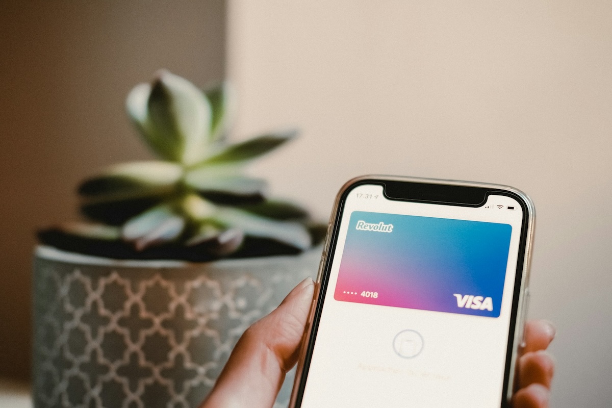 Revolut y su expansión móvil: ¿un desafío para los operadores tradicionales?
